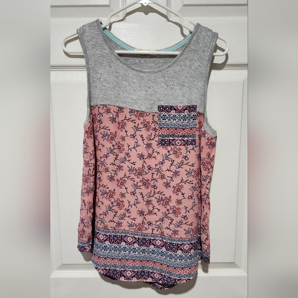 💋5/$25 Women's Gray & Pink Floral Sleeveless Tank Size Large